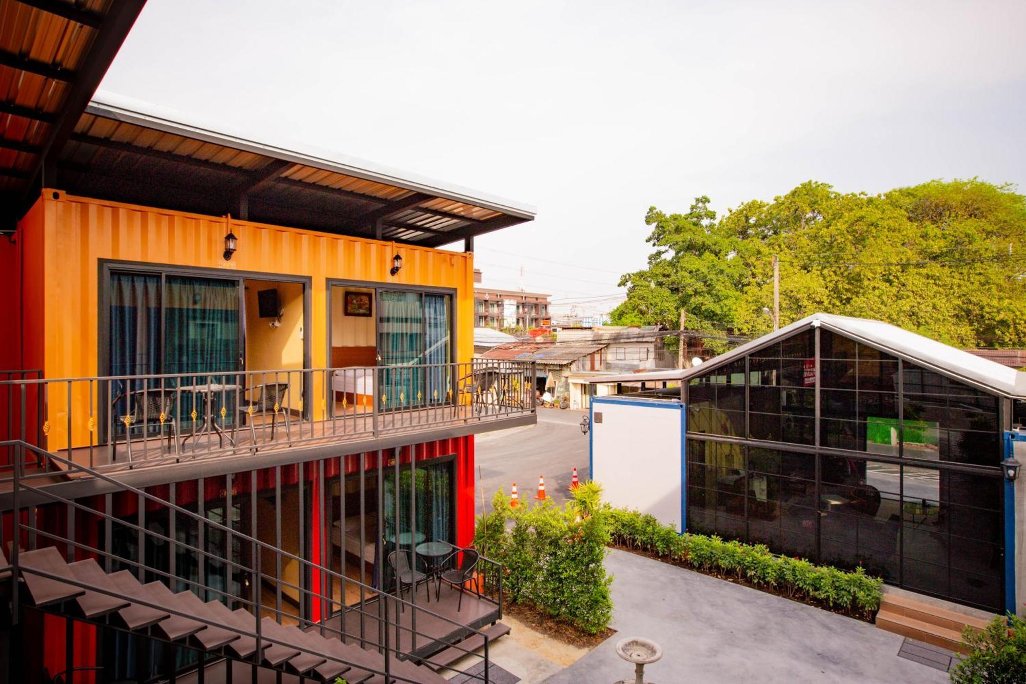 Tuscany Land Resort Donmuang Bangkok Bagian luar foto