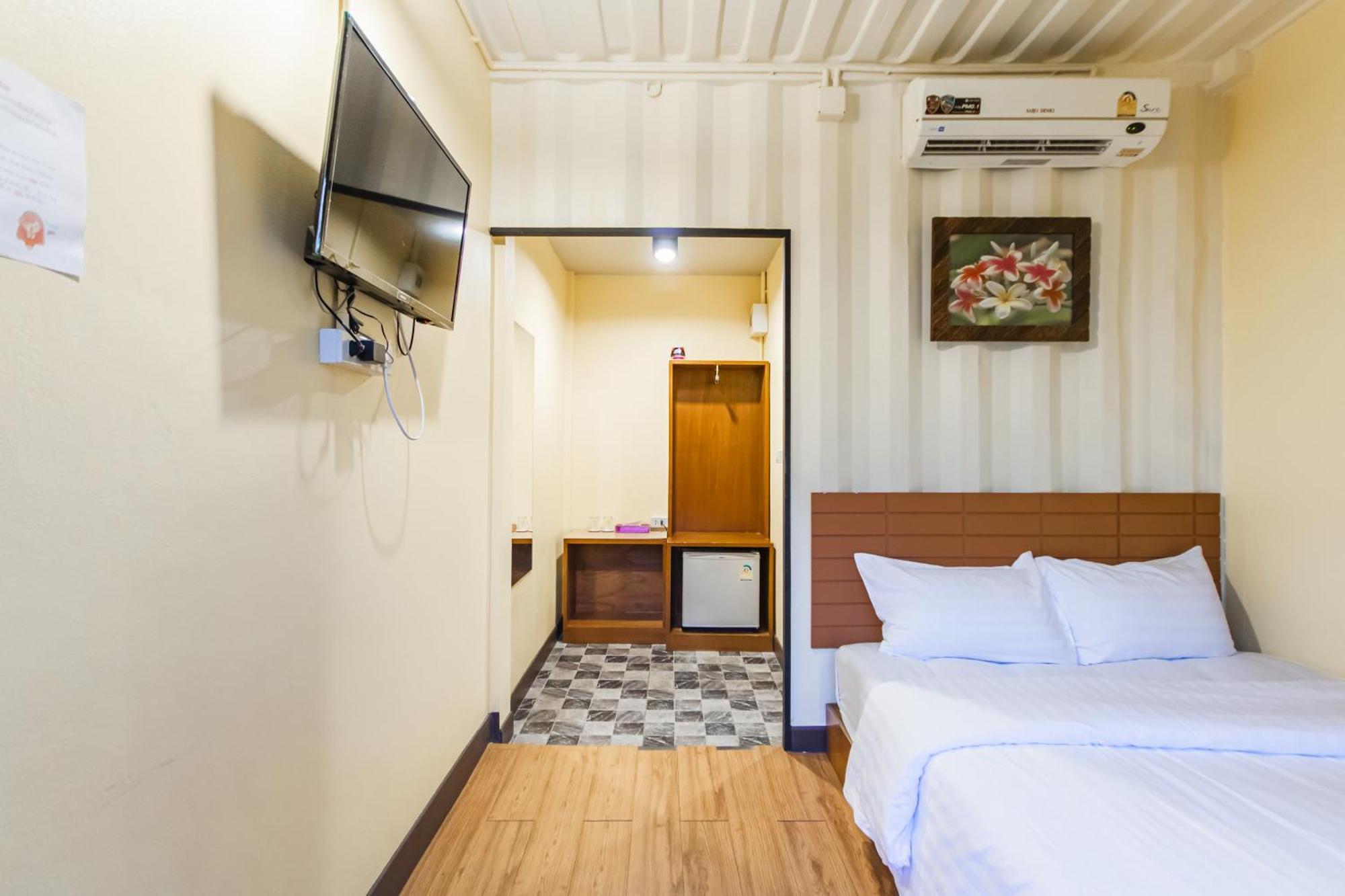 Tuscany Land Resort Donmuang Bangkok Bagian luar foto