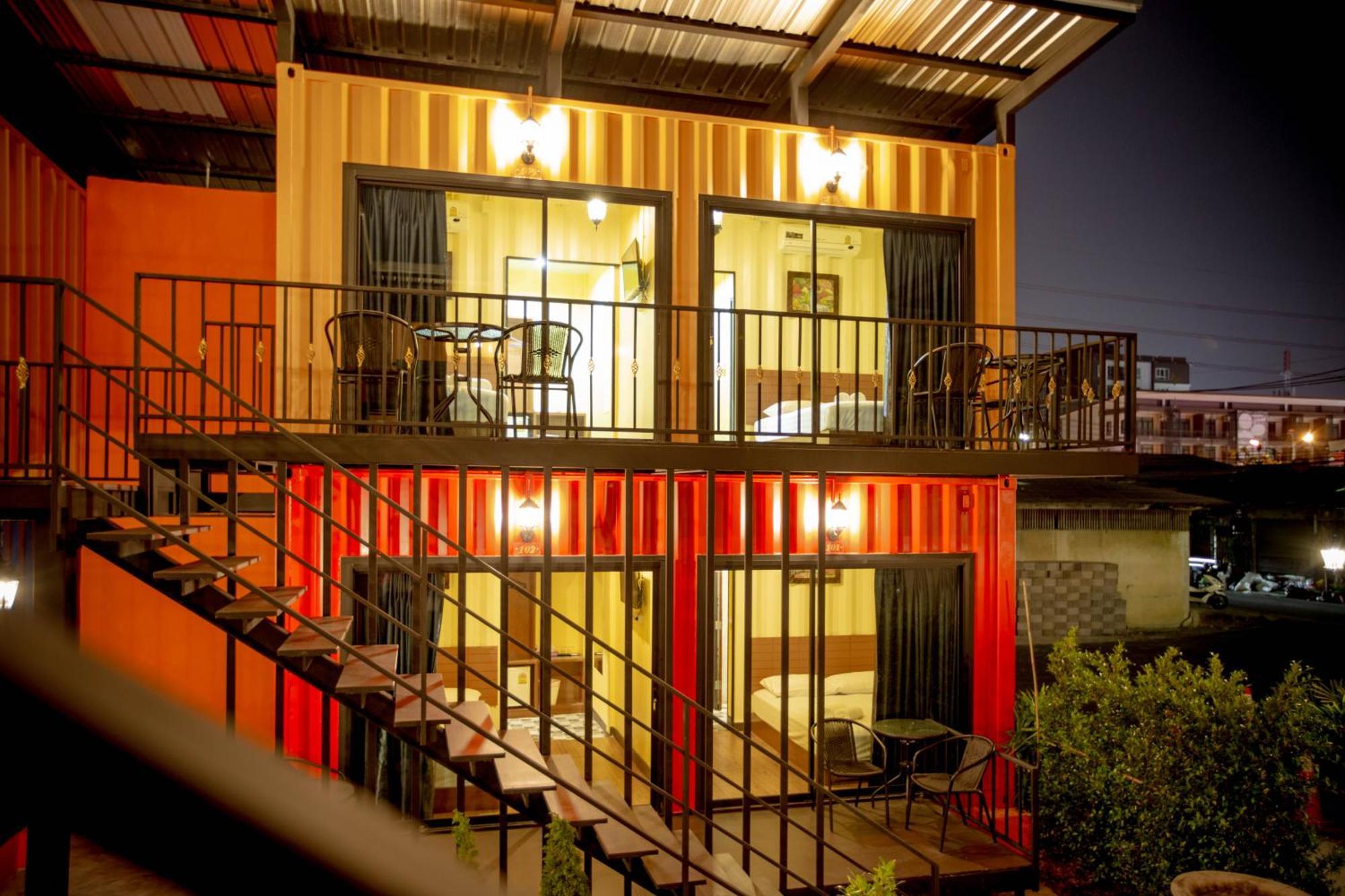Tuscany Land Resort Donmuang Bangkok Bagian luar foto