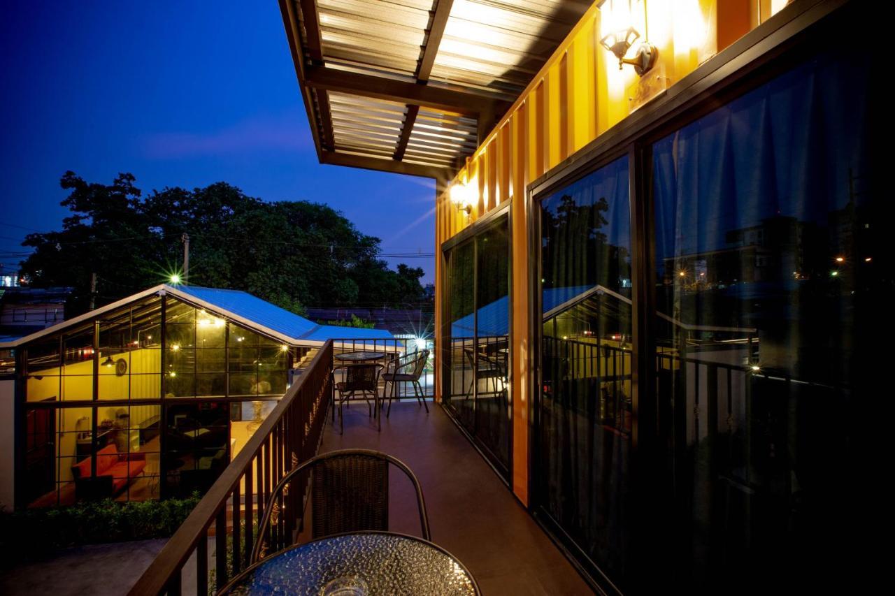 Tuscany Land Resort Donmuang Bangkok Bagian luar foto